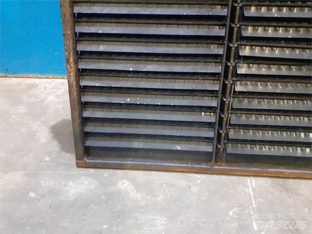 Laverda 626 Smėlio ir druskos barstytuvai