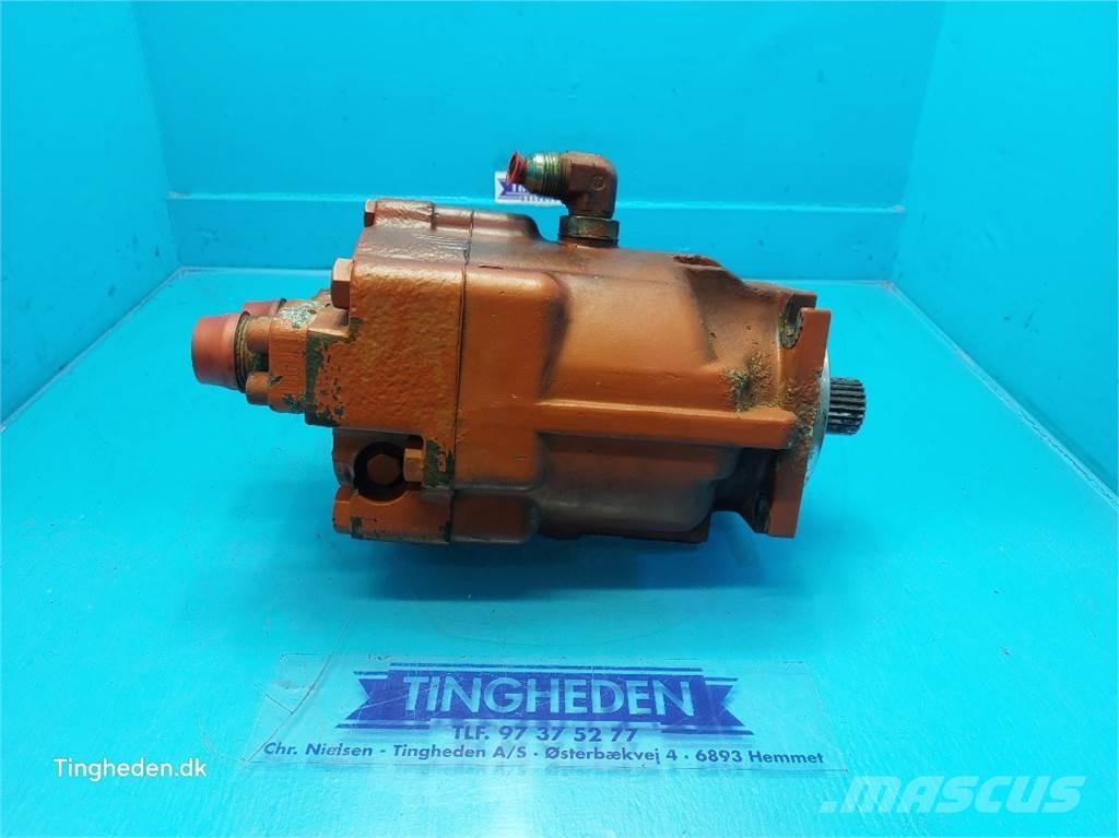 Laverda 627 Hidraulikos įrenginiai