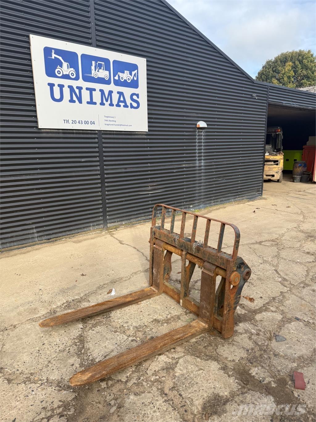 Manitou 4000kg Šakės