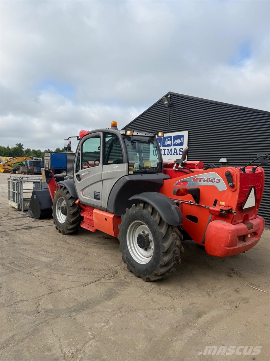 Manitou MT1440 Teleskopiniai krautuvai