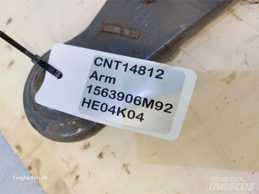 Massey Ferguson  Kiti naudoti traktorių priedai