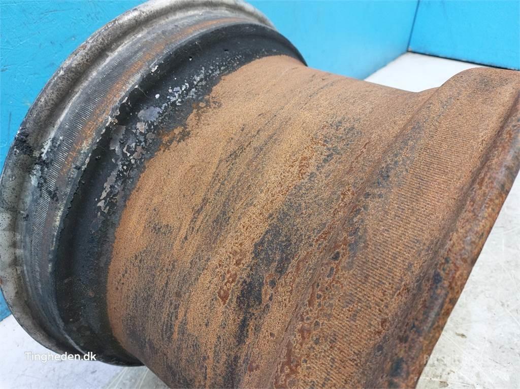 Merlo 24 DW16L24 Padangos, ratai ir ratlankiai