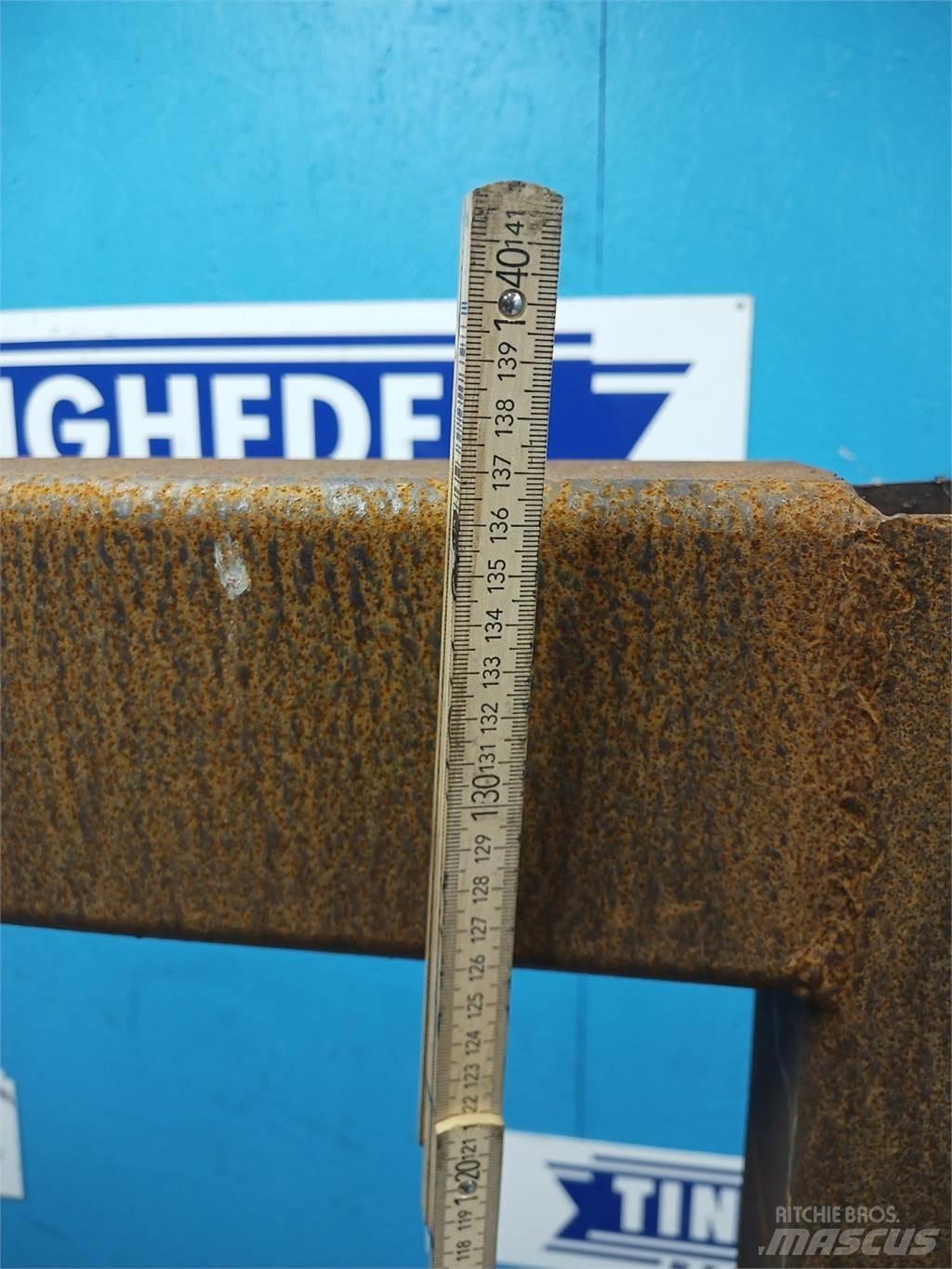 Merlo Ballespyd Kiti krovimo ir kasimo mechanizmai ir jų priedai