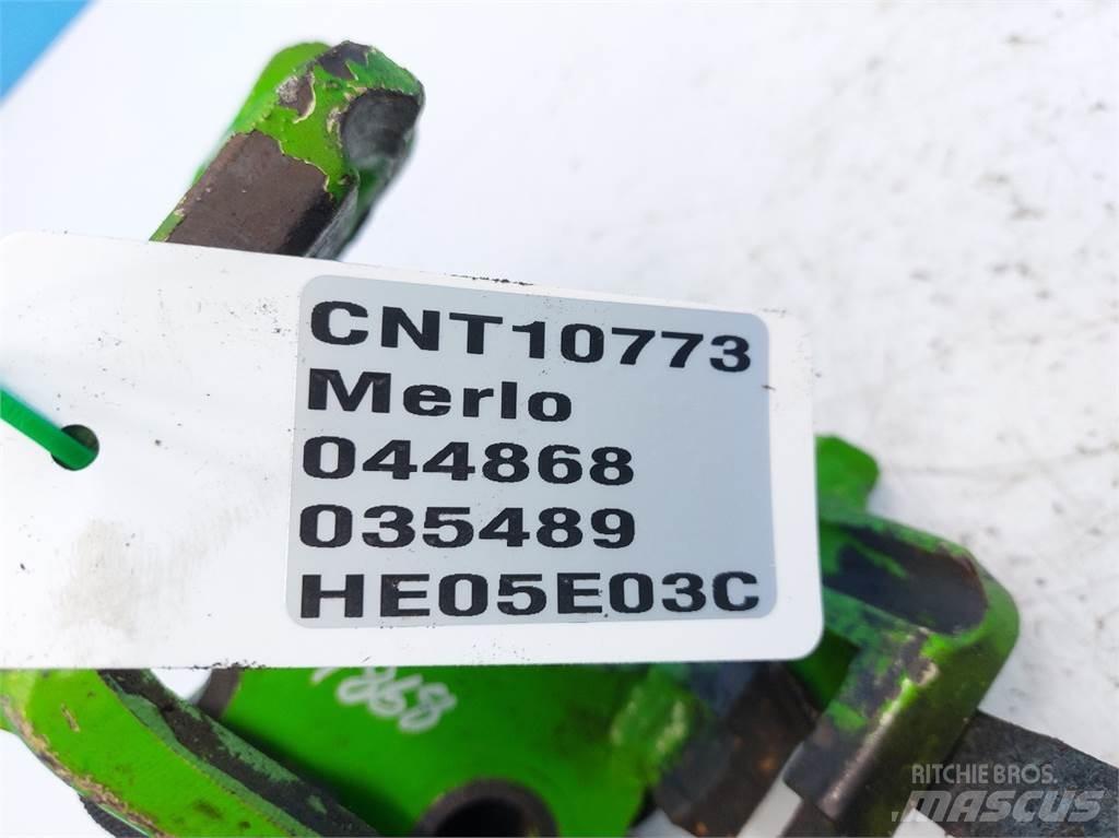 Merlo P41.7 Ašys