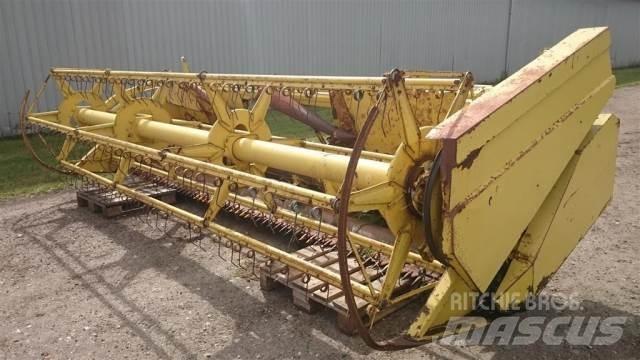 New Holland 15 Derliaus nuėmimo kombainų priedai