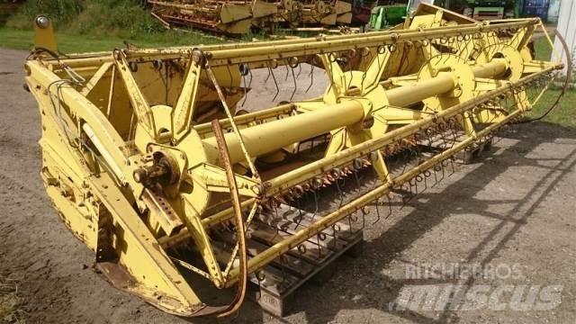New Holland 15 Derliaus nuėmimo kombainų priedai