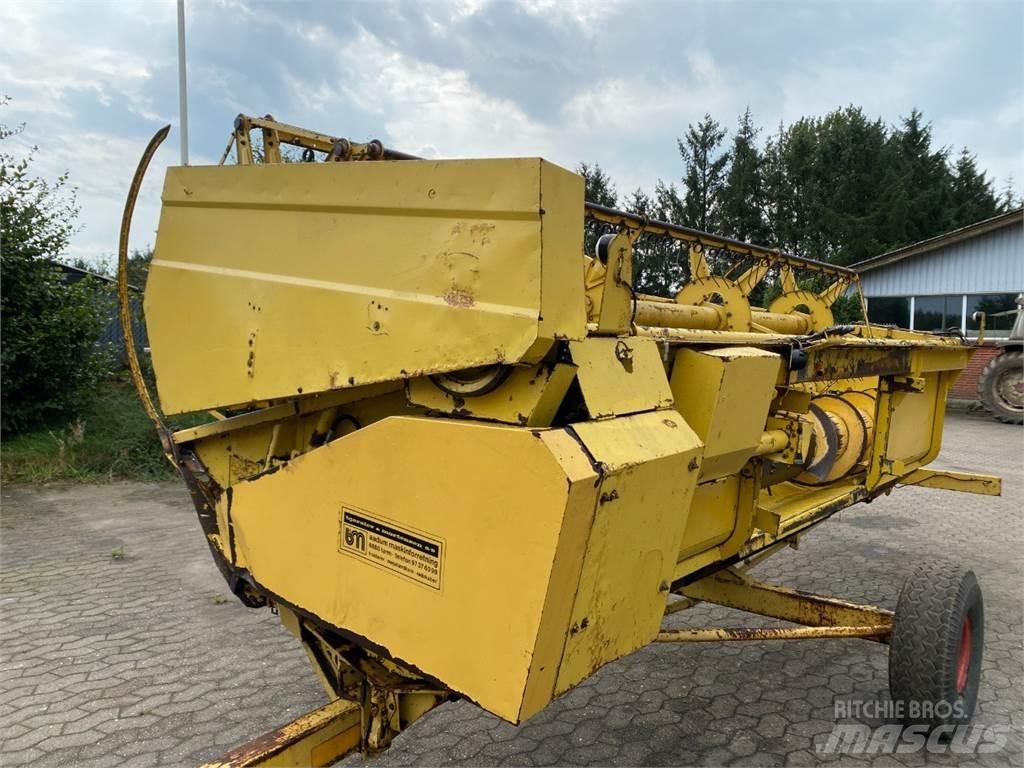 New Holland 15 Derliaus nuėmimo kombainų priedai