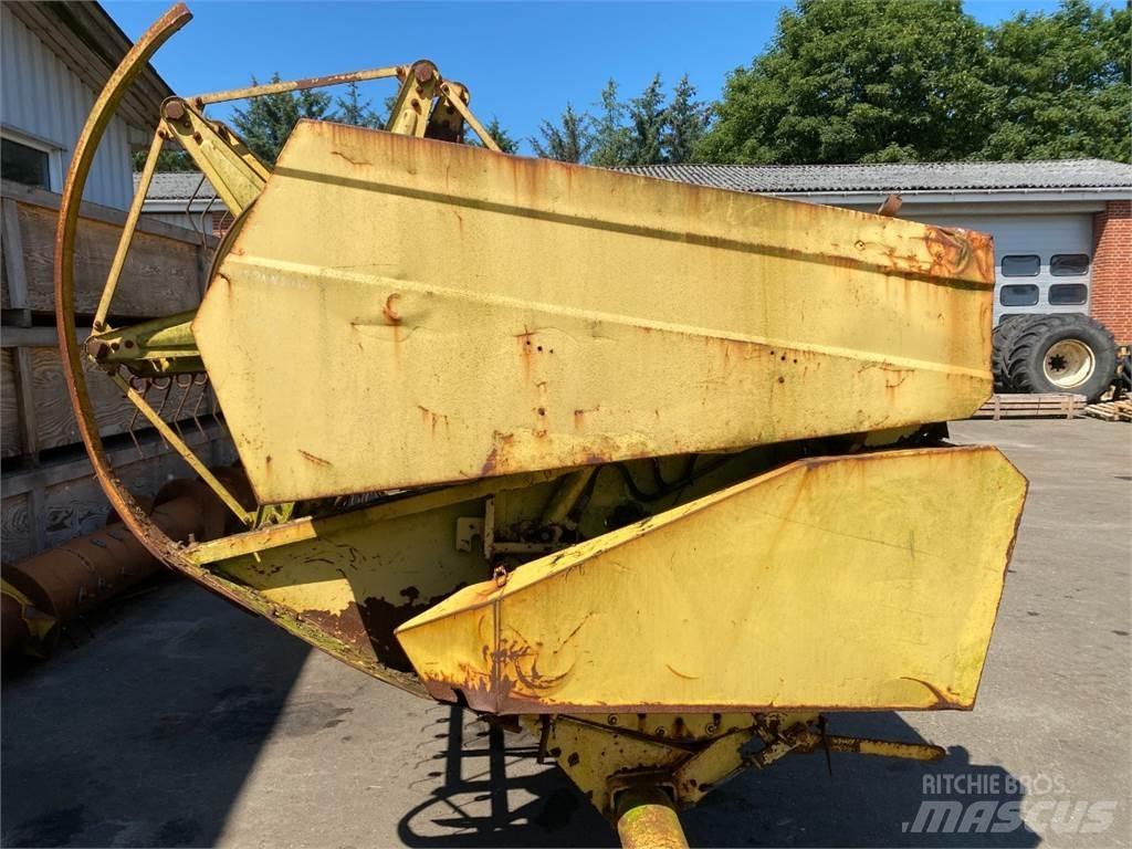 New Holland 20 Derliaus nuėmimo kombainų priedai