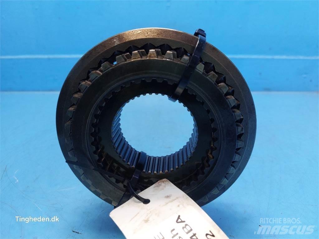 New Holland 6640 Transmisijos