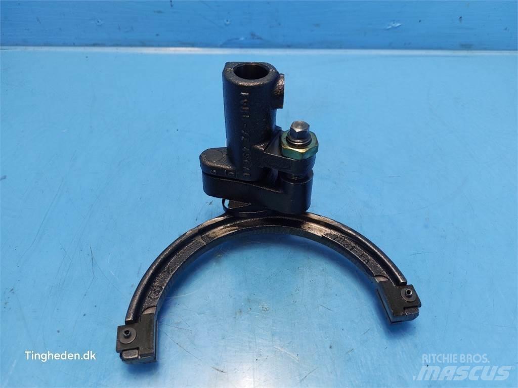 New Holland 6640 Transmisijos