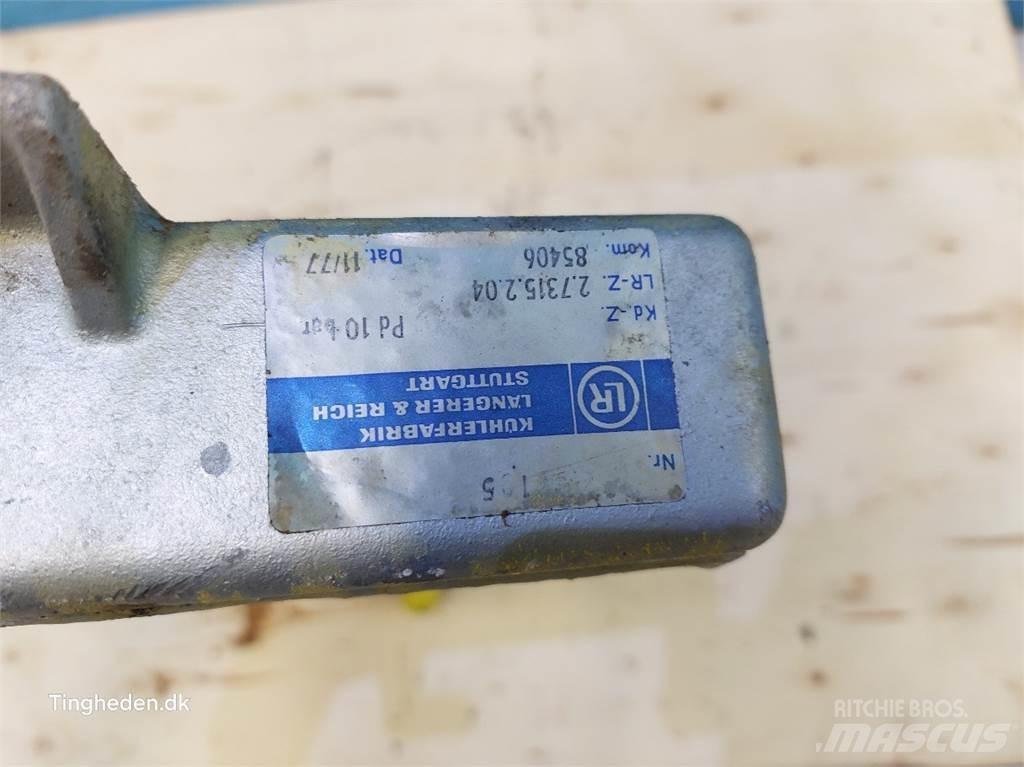 New Holland 8080 Radiatoriai