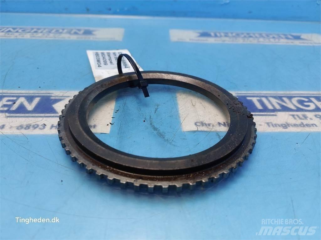 New Holland 8670 Transmisijos
