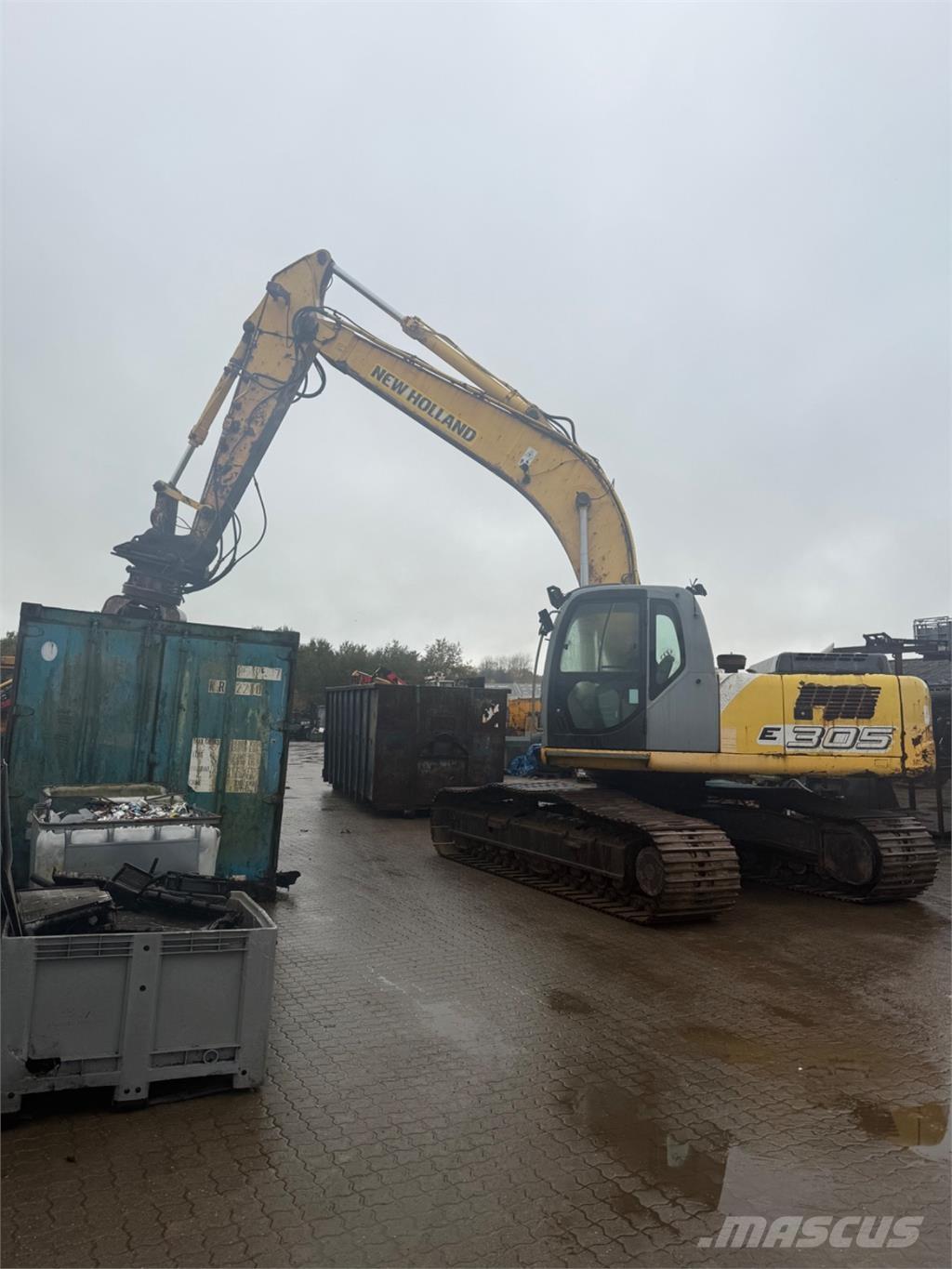 New Holland E305 Vikšriniai ekskavatoriai