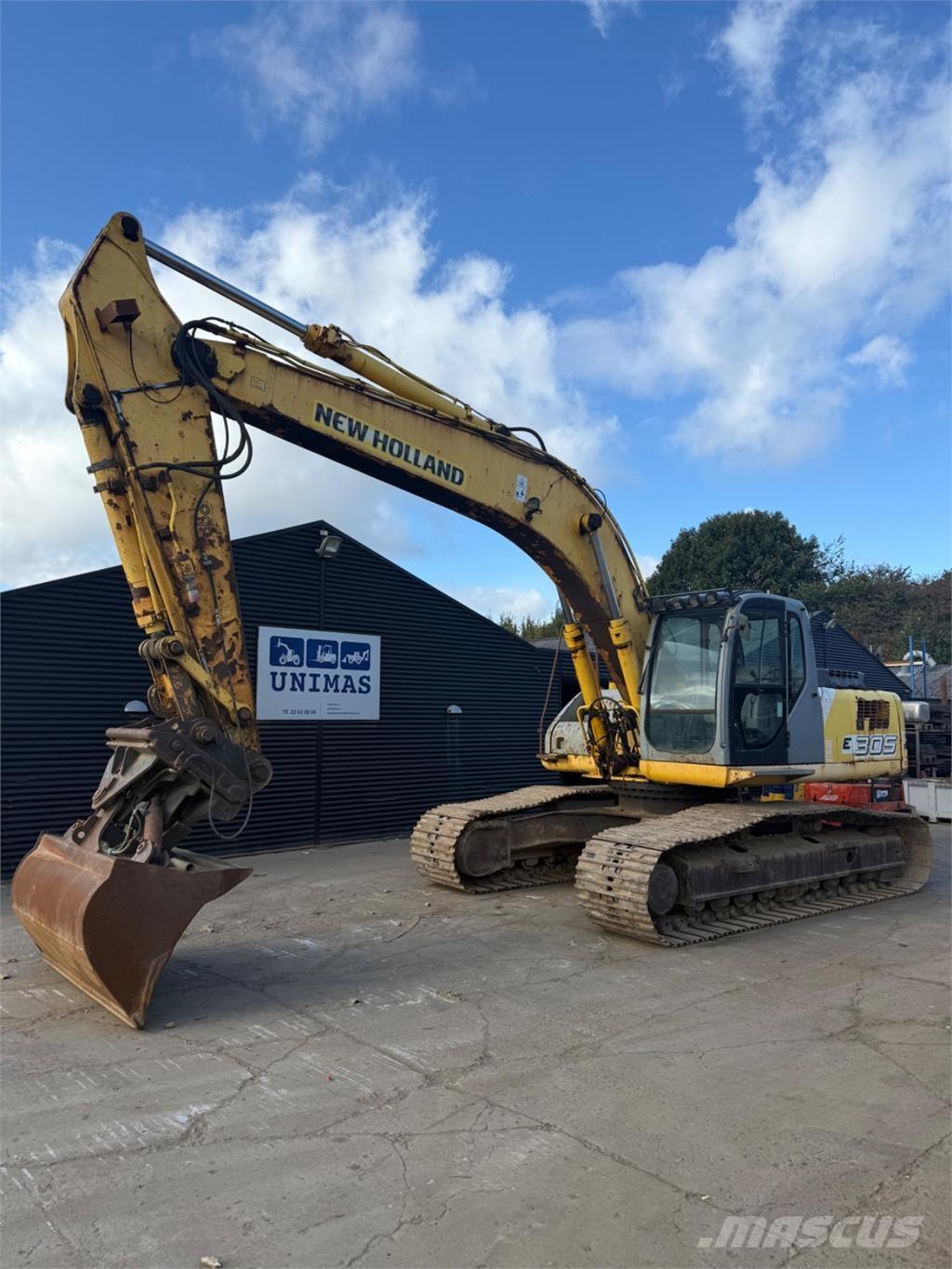 New Holland E305 Vikšriniai ekskavatoriai