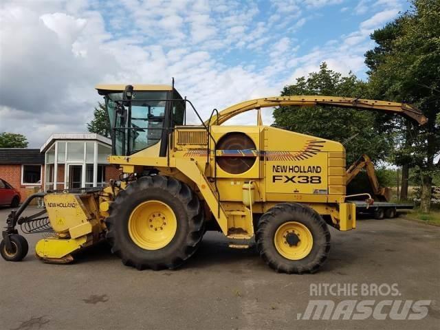 New Holland FX38 Pašarų ruošimo technika