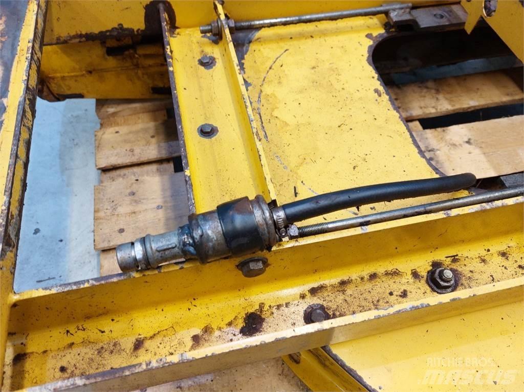 New Holland FX38 Šieno ir pašarų ruošimo mašinų priedai