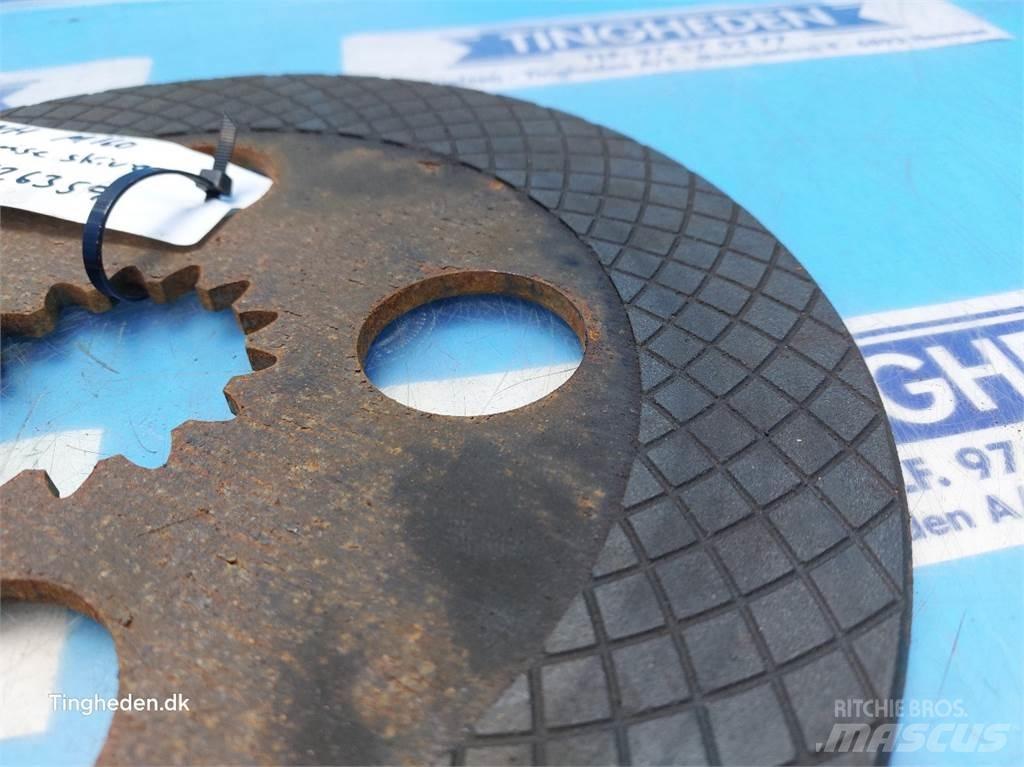 New Holland M160 Kiti naudoti traktorių priedai