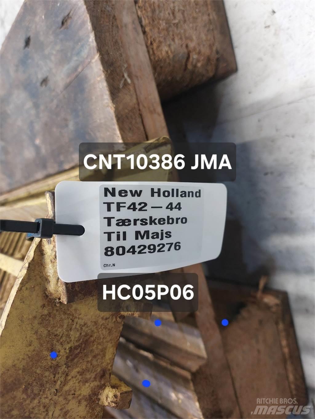 New Holland TF44 Derliaus nuėmimo kombainų priedai