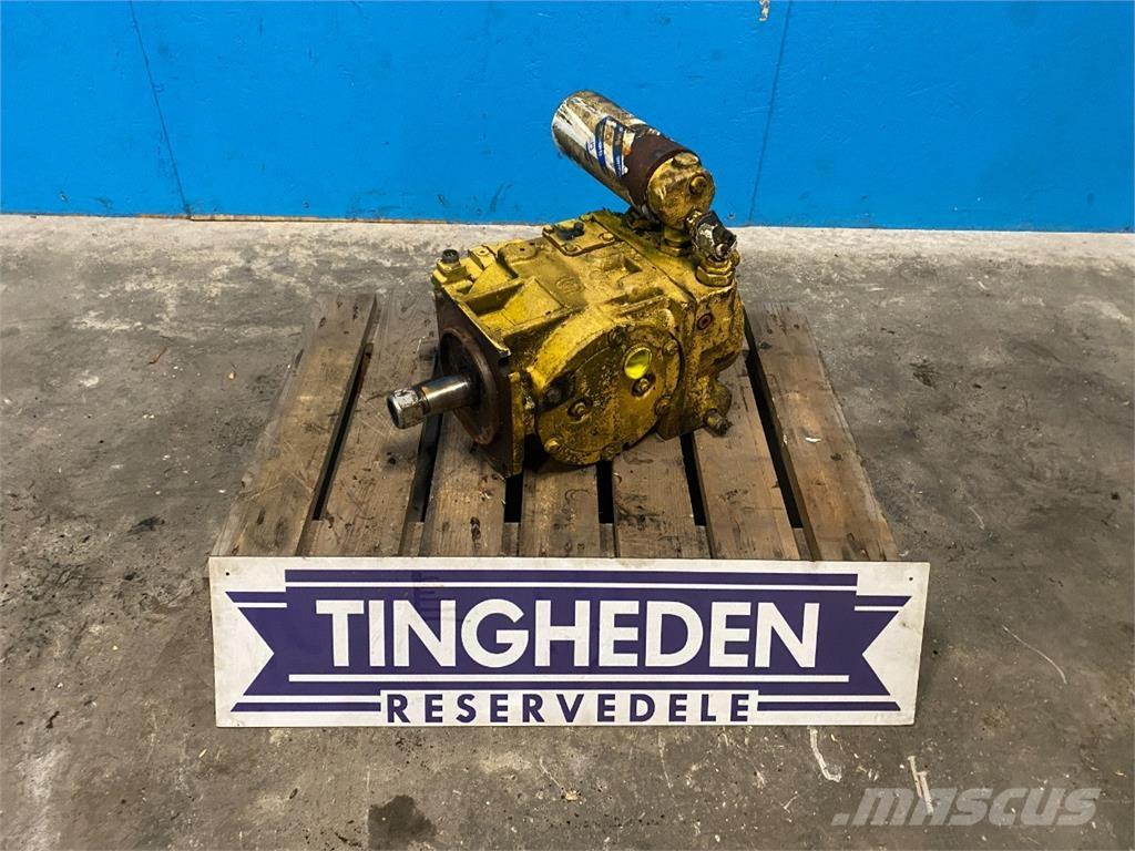 New Holland TF78 Hidraulikos įrenginiai