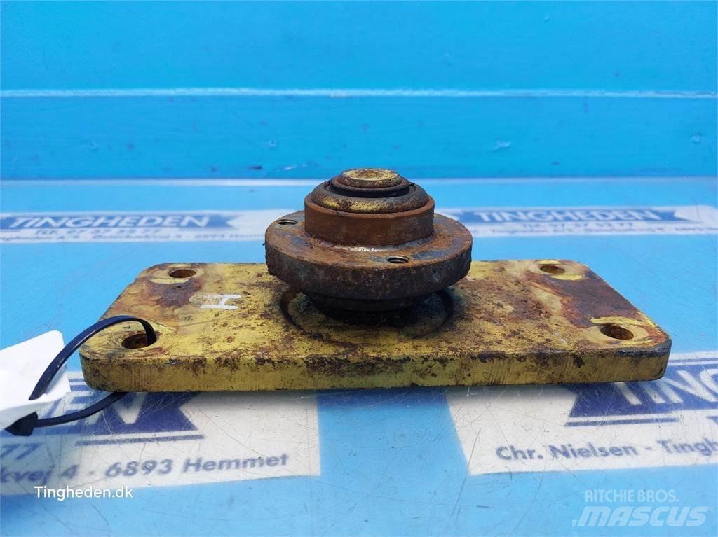 New Holland TX68 Smėlio ir druskos barstytuvai