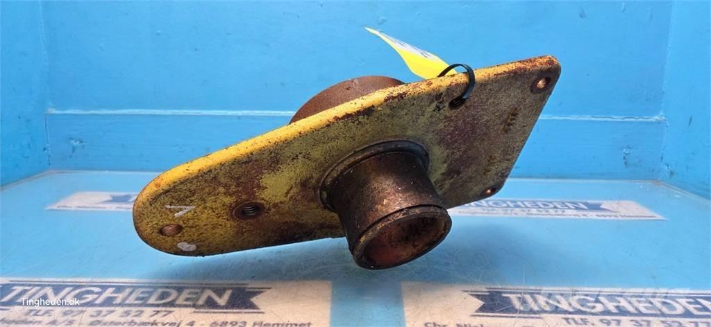 New Holland TX68 Smėlio ir druskos barstytuvai