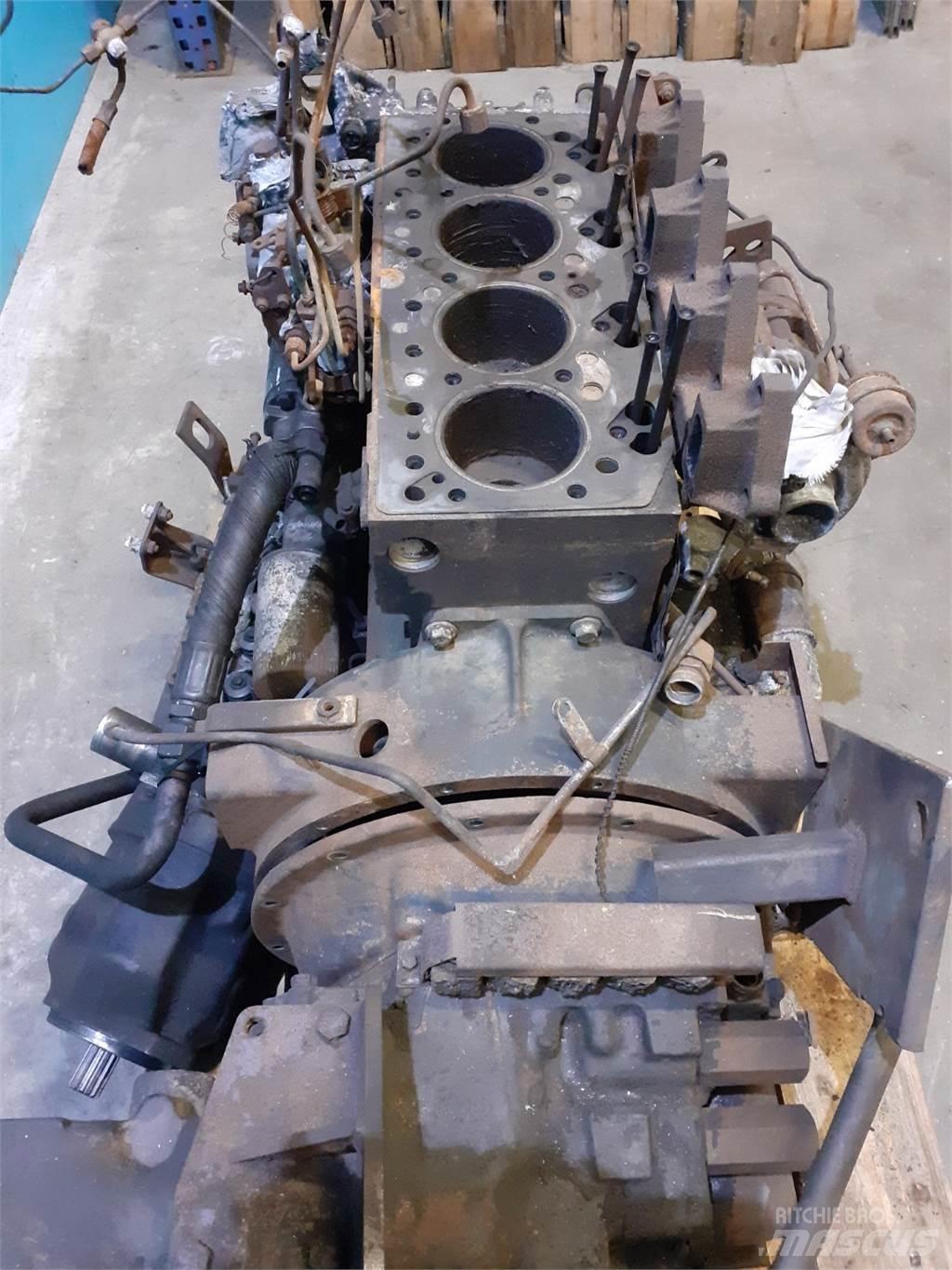 Perkins 1004-40T Varikliai