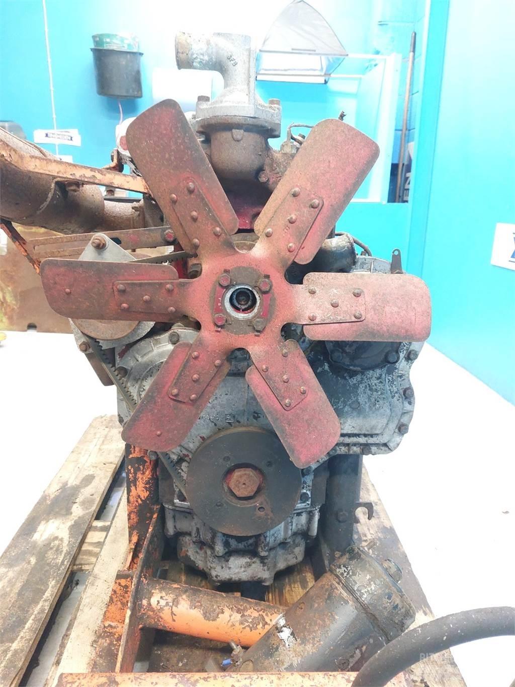 Perkins 4.236 Varikliai