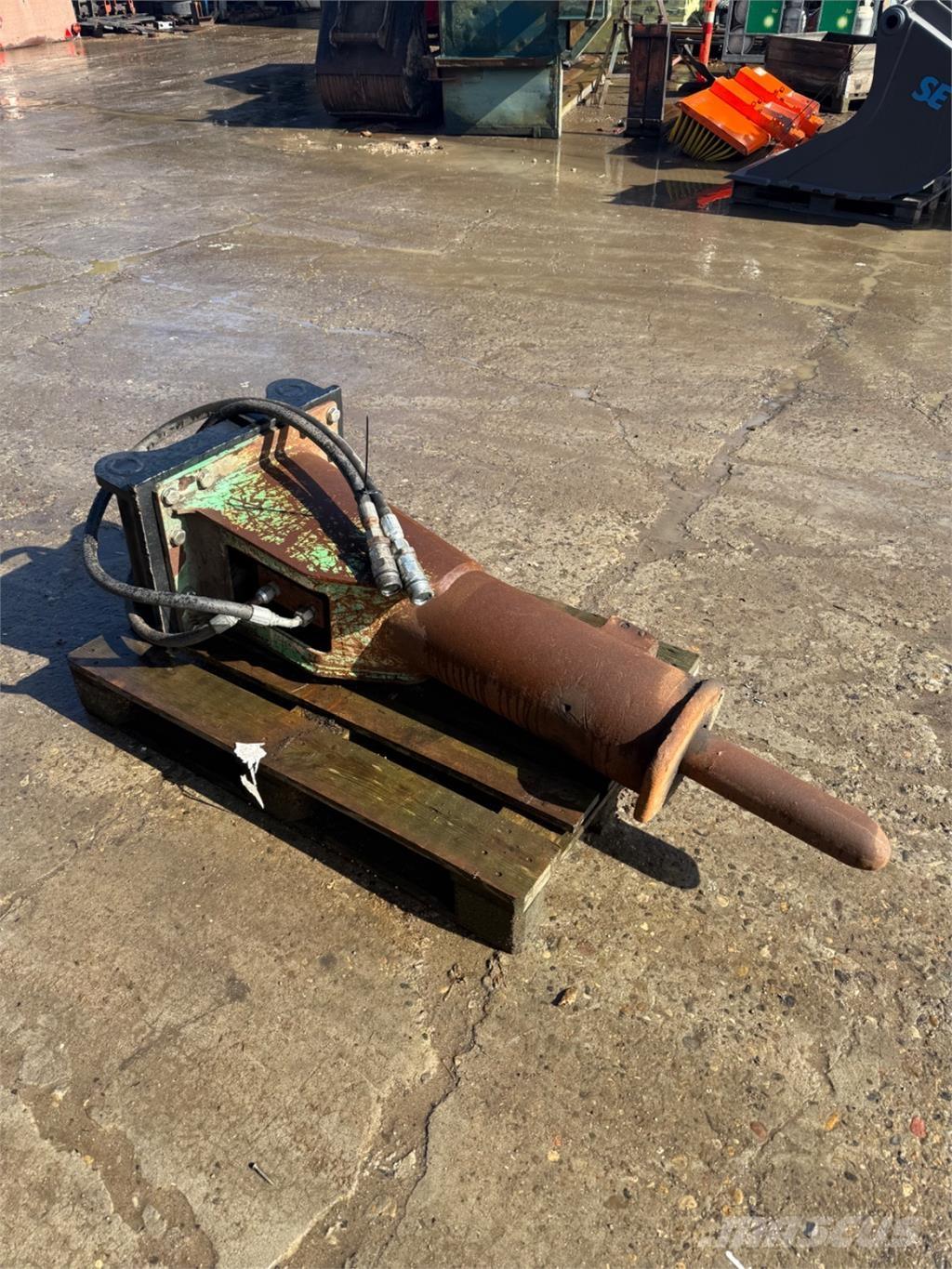  S60 skifte Hidrauliniai kūjai / Trupintuvai