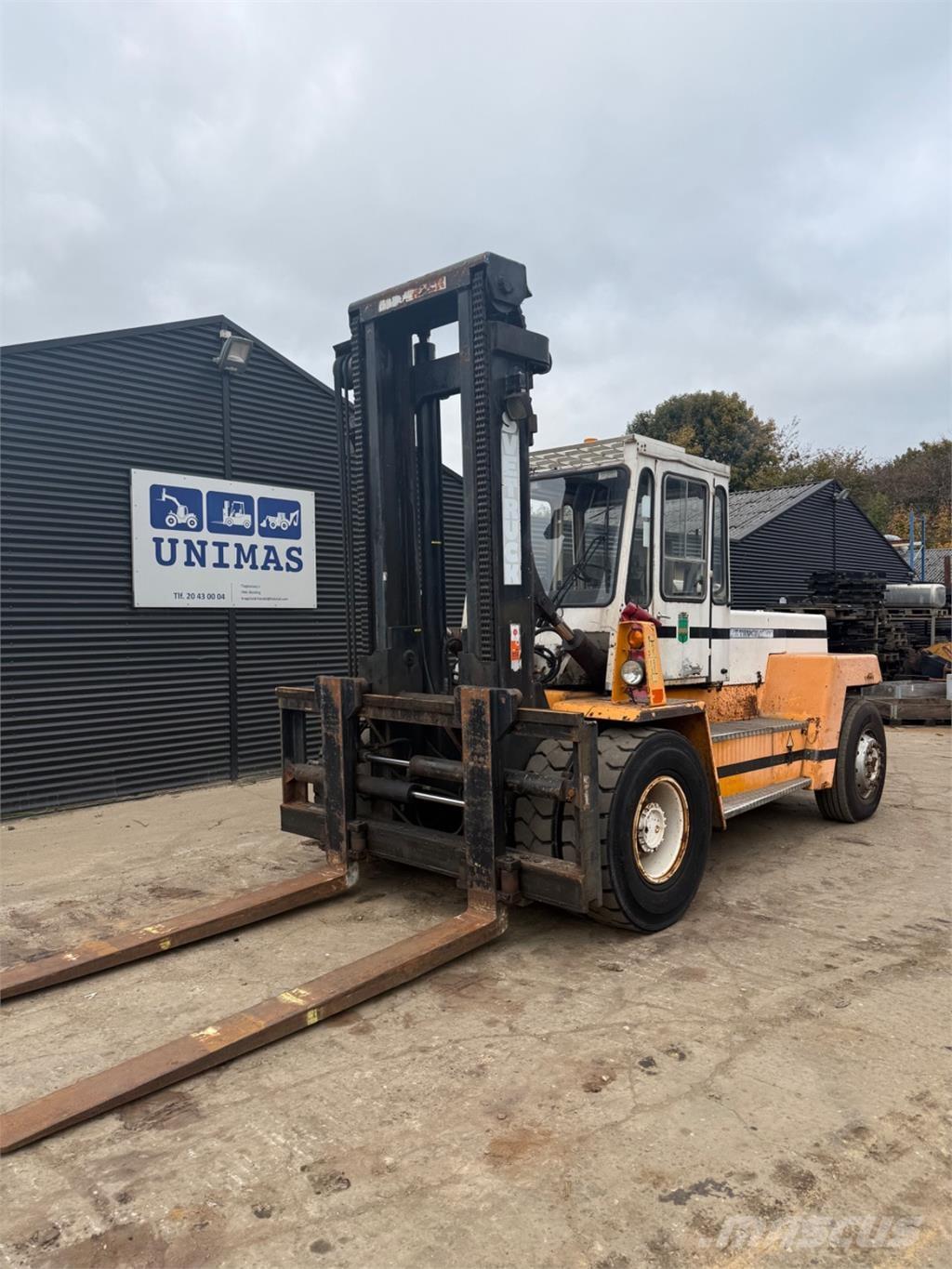 Svetruck 15120 Dyzeliniai krautuvai