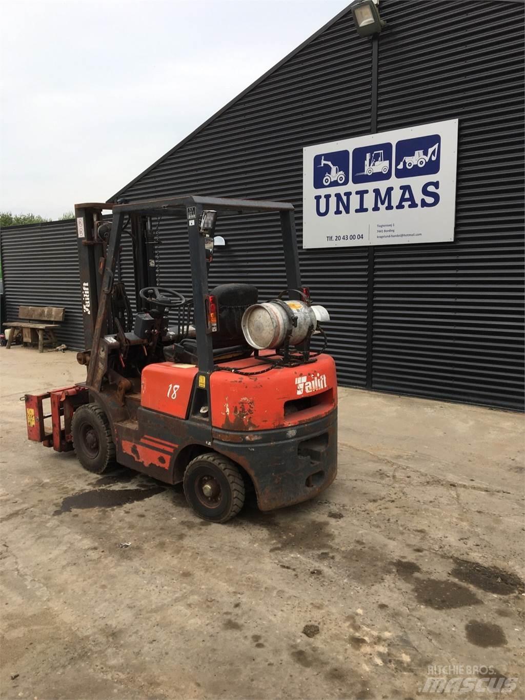 Tailift FG18 LPG (dujiniai) krautuvai