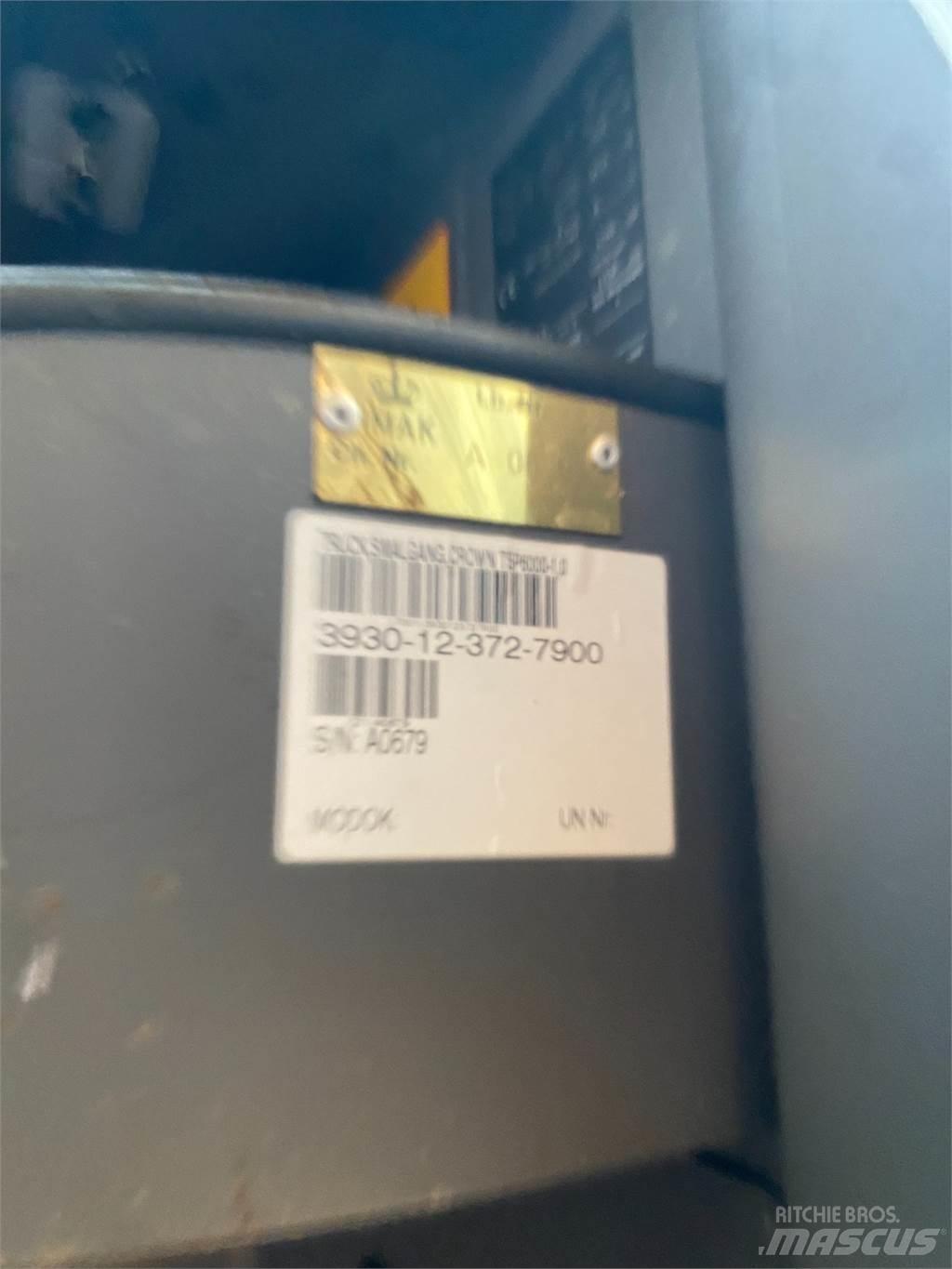 TCM TSP6000-1.0 Didelių aukščių keltuvai-krautuvai
