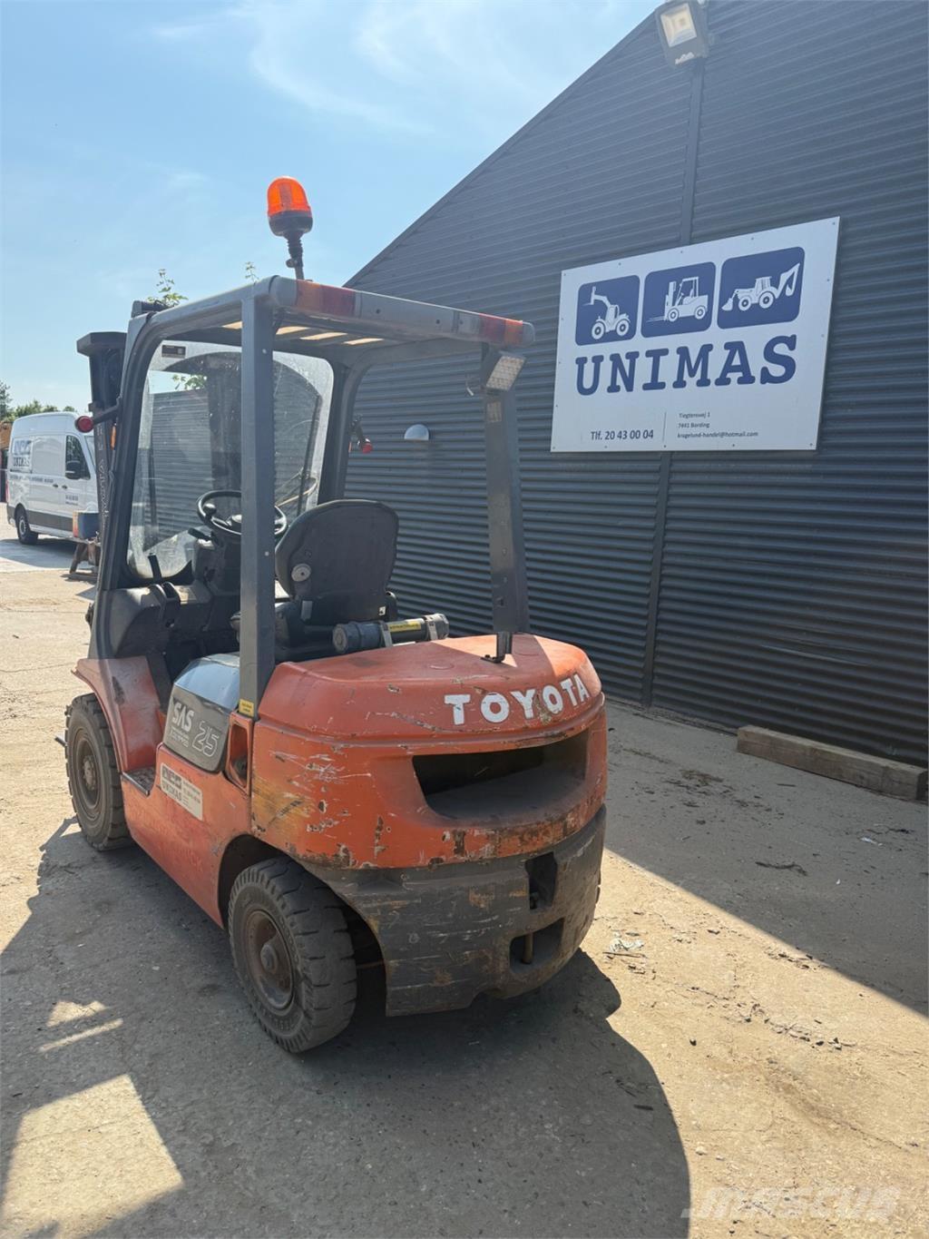 Toyota FD25 Dyzeliniai krautuvai
