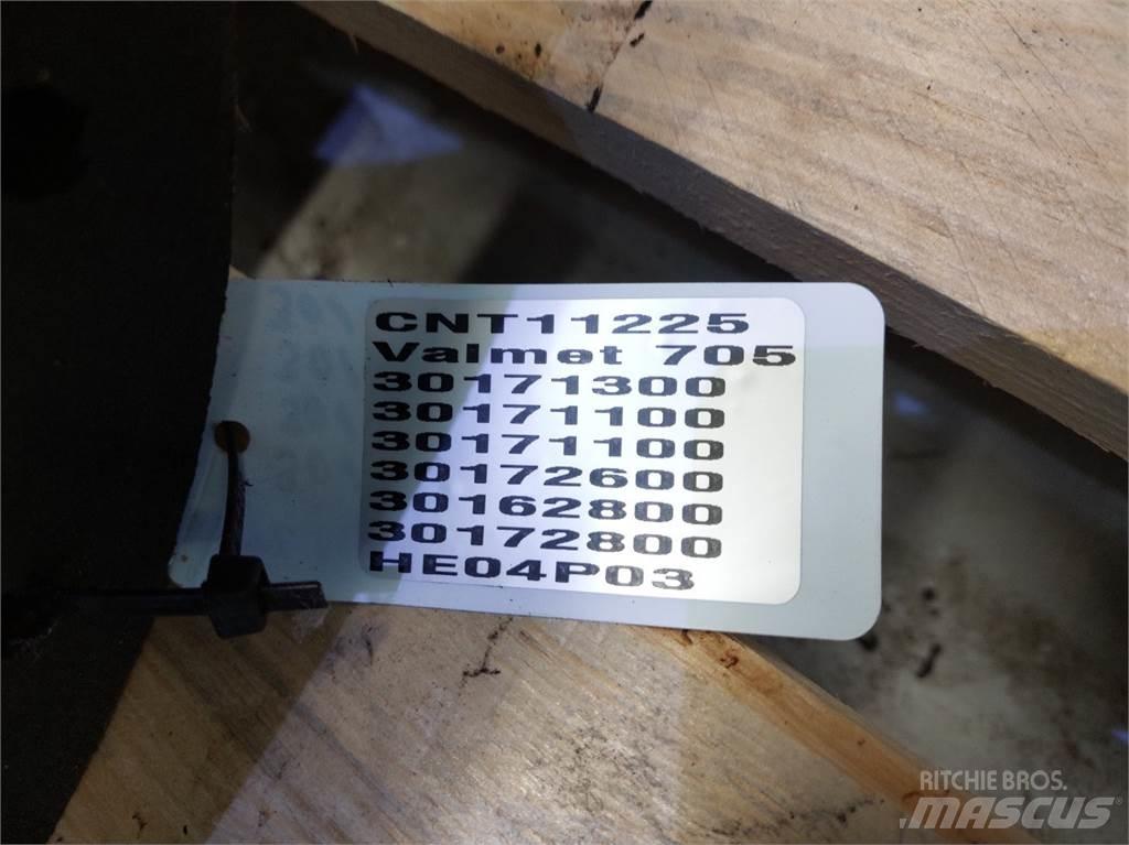 Valmet 705 Kiti naudoti traktorių priedai