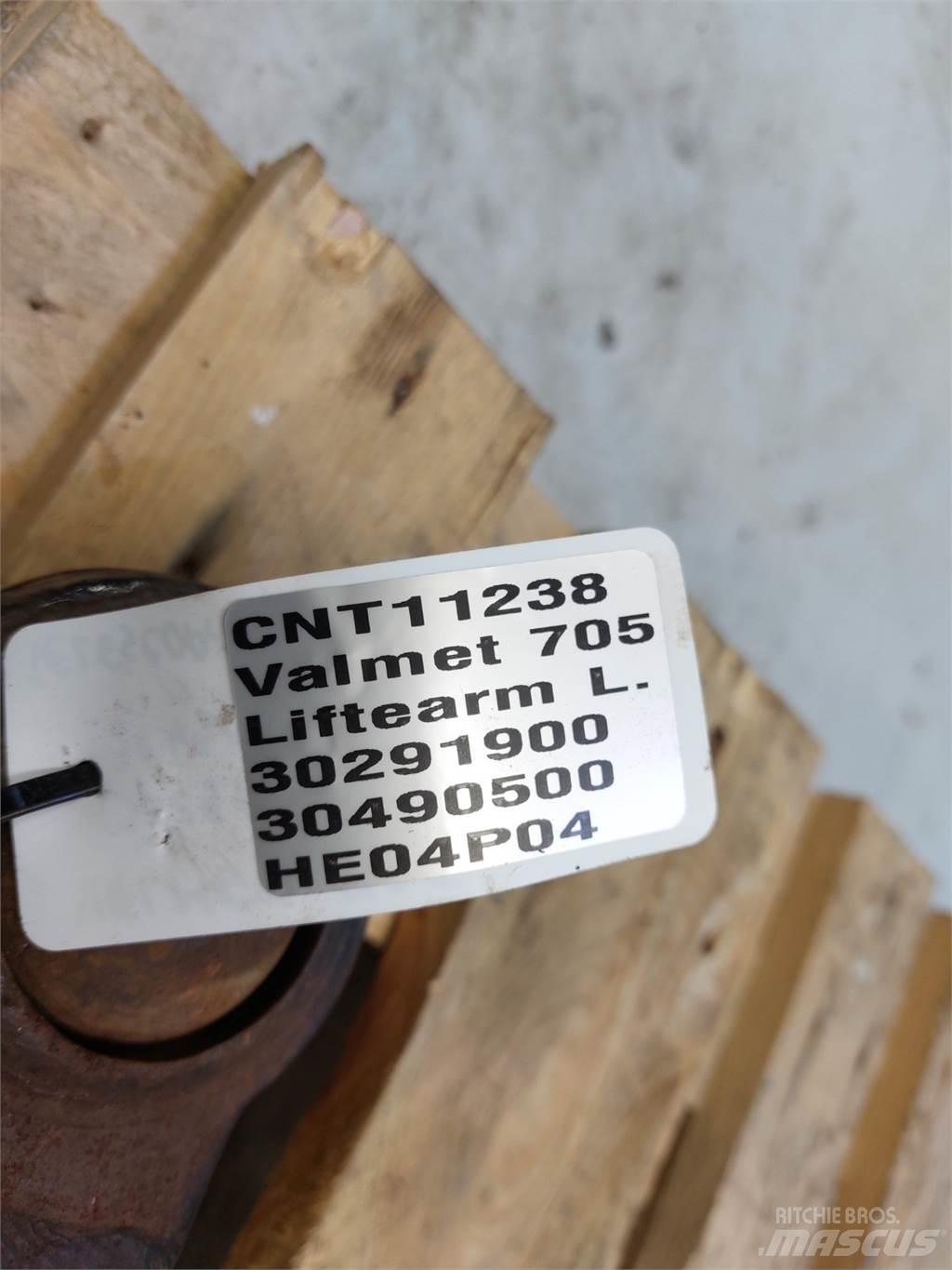 Valmet 705 Kiti naudoti traktorių priedai