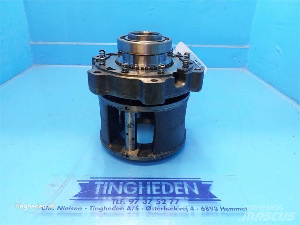 Valmet 8050 Transmisijos