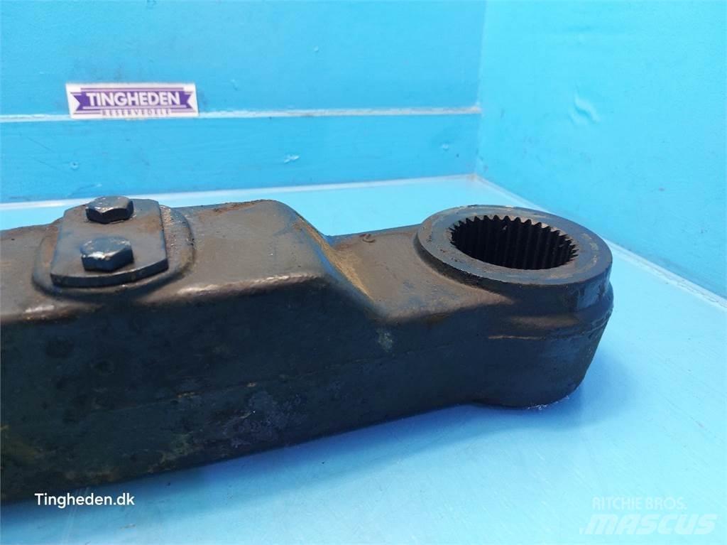 Valmet 8050 Kiti naudoti traktorių priedai