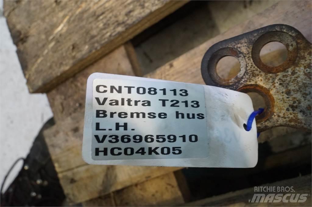 Valtra T213 Kiti naudoti traktorių priedai