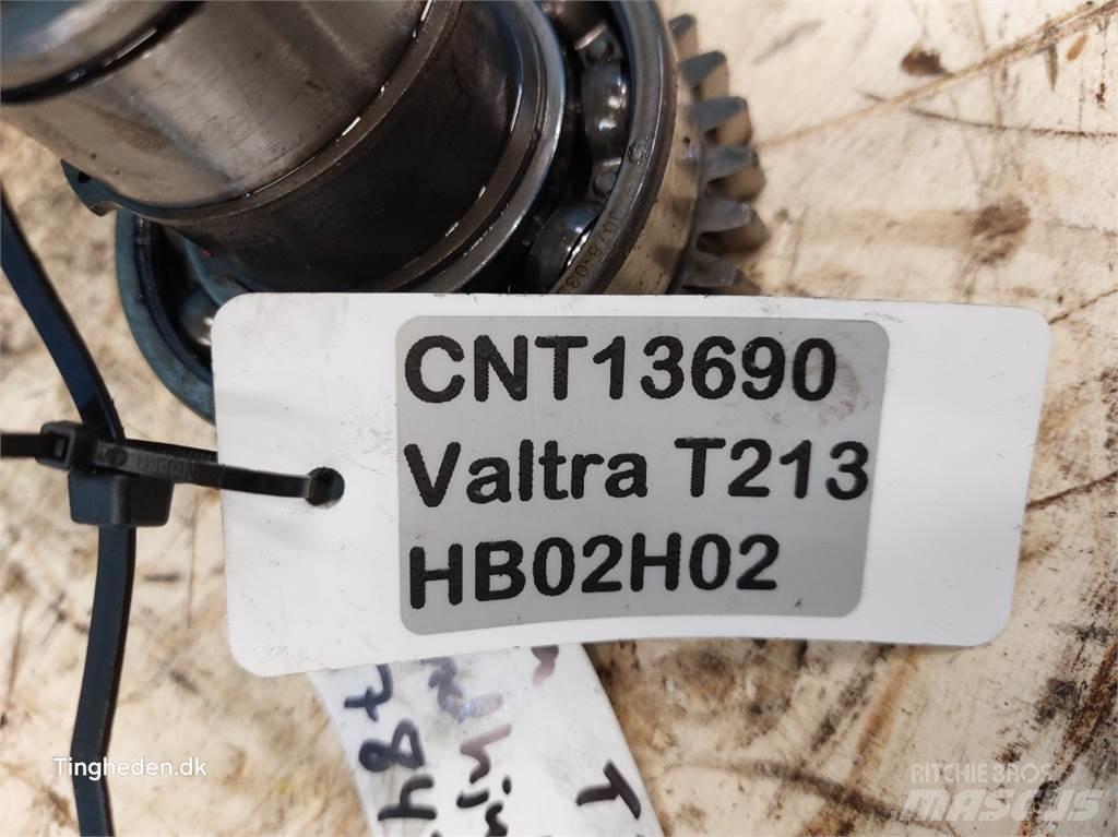 Valtra T213 Transmisijos