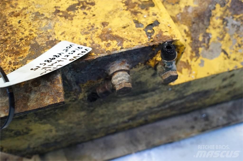 Volvo L120 Kiti naudoti statybos komponentai