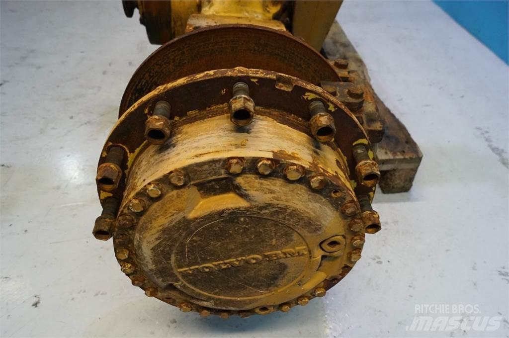 Volvo L120 Ašys