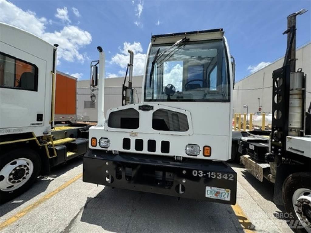Autocar ACTT42 Naudoti terminalų vilkikai