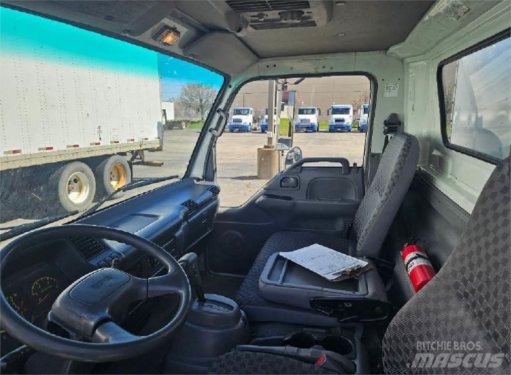 Chevrolet W4500 Sunkvežimiai su dengtu kėbulu