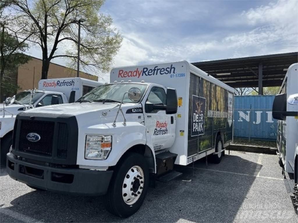 Ford F650 Gėrimų tiekimo sunkvežimiai