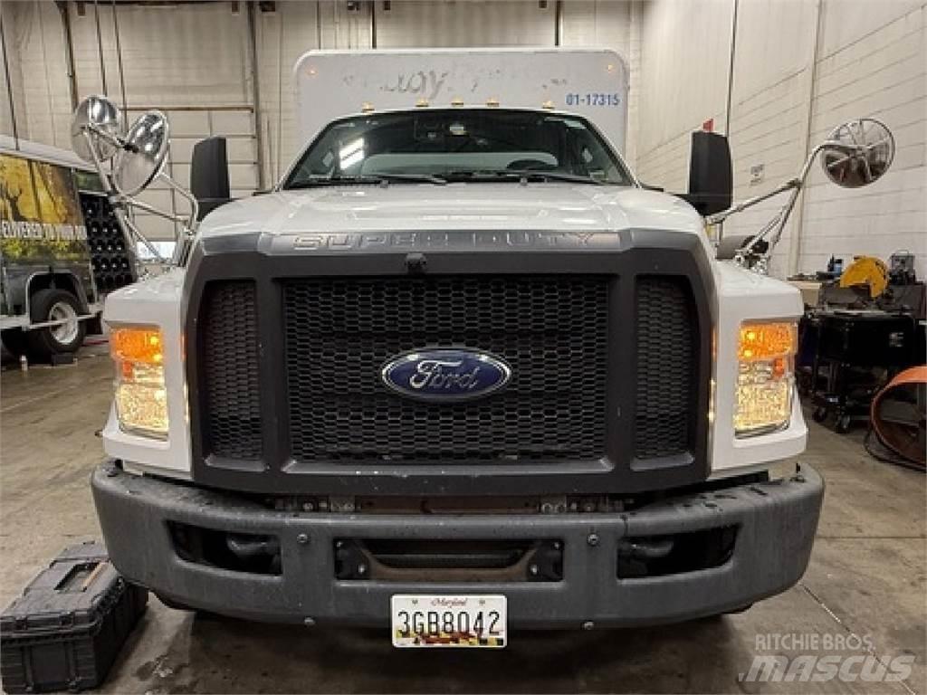 Ford F650 Gėrimų tiekimo sunkvežimiai