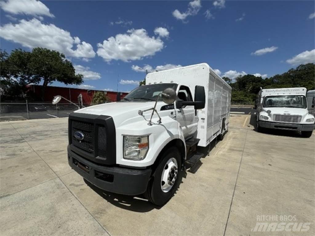 Ford F650 Gėrimų tiekimo sunkvežimiai