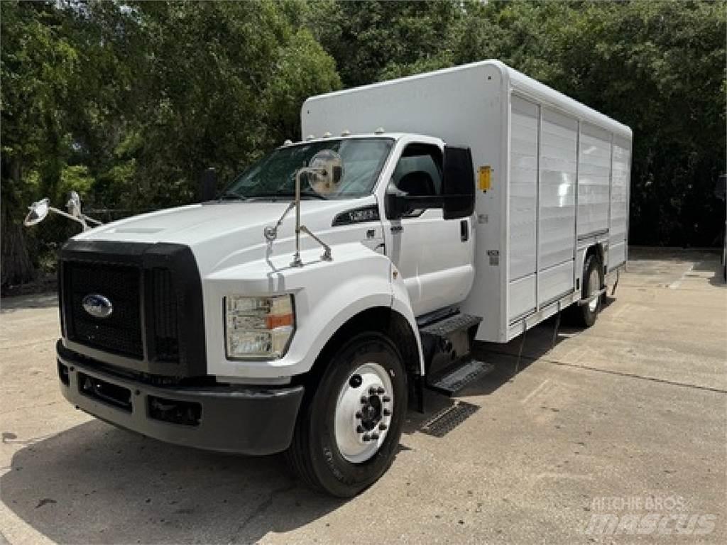 Ford F650 Gėrimų tiekimo sunkvežimiai