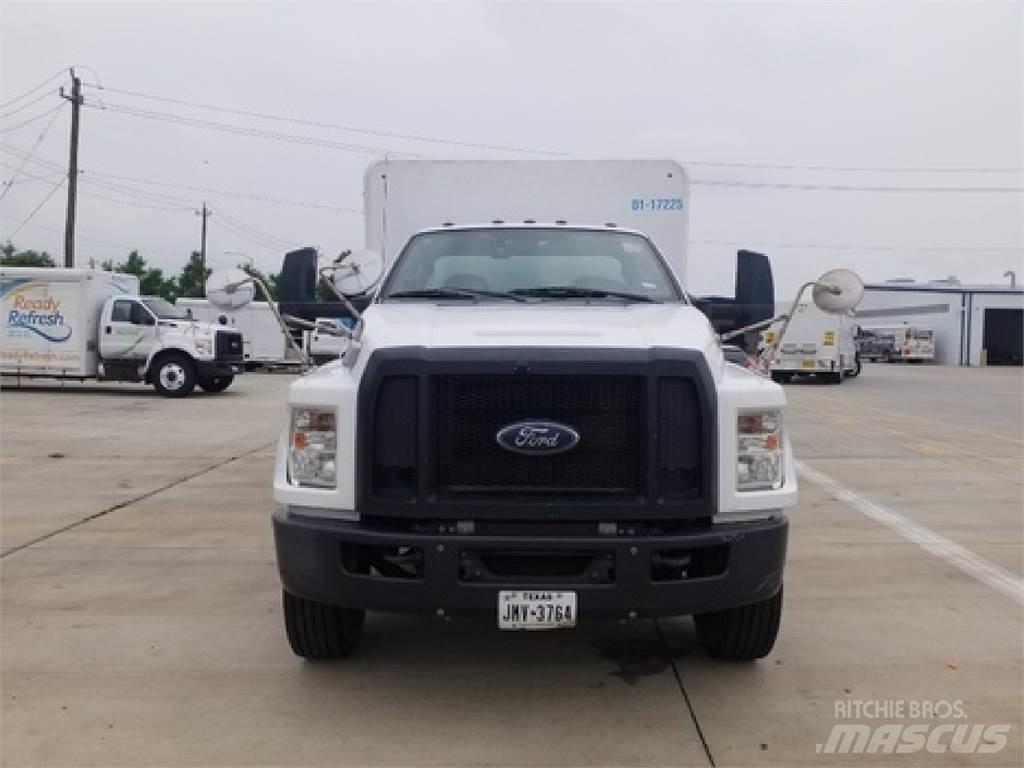 Ford F650 Gėrimų tiekimo sunkvežimiai