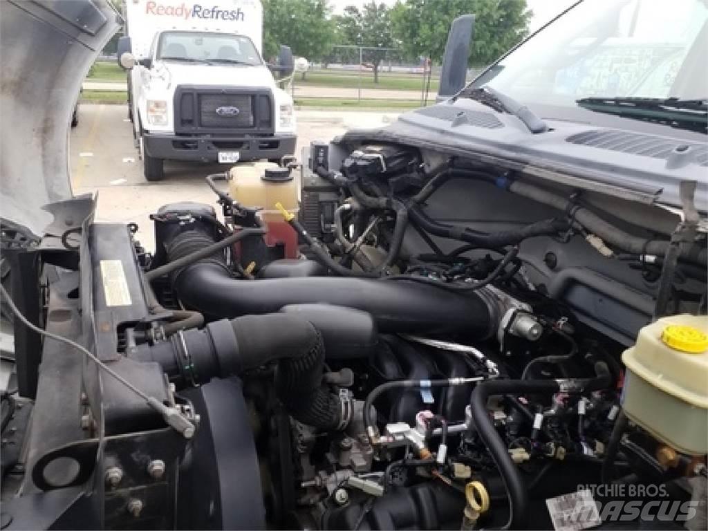Ford F650 Gėrimų tiekimo sunkvežimiai