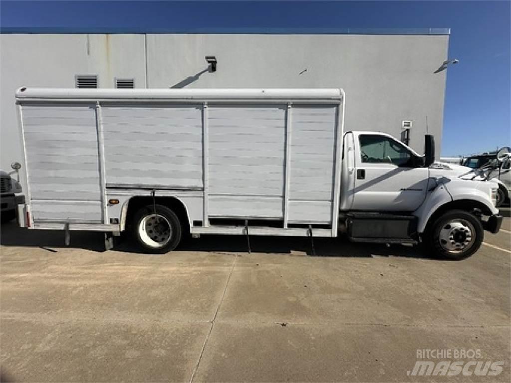 Ford F650 Gėrimų tiekimo sunkvežimiai