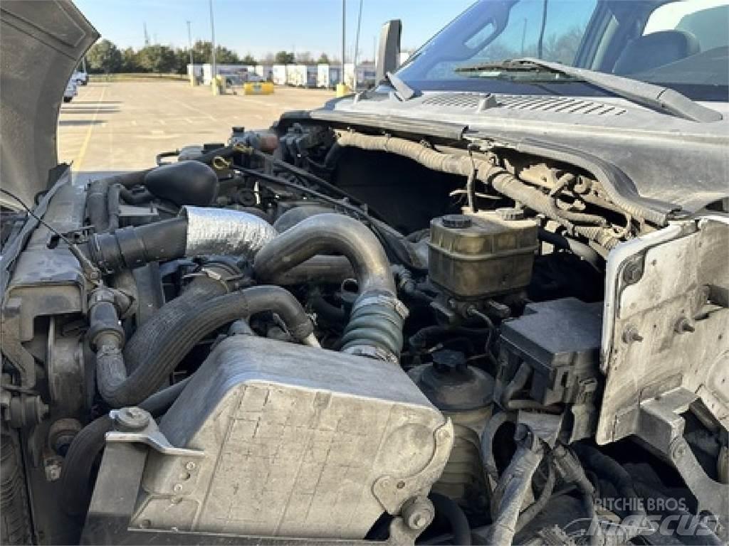 Ford F650 Gėrimų tiekimo sunkvežimiai